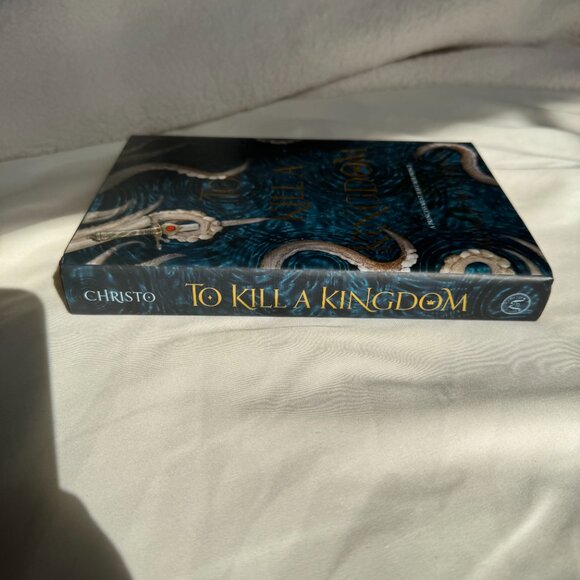 EUC, To Kill a Kingdom, Fantasy Book by Alexandra Christo - Picture 7 of 11